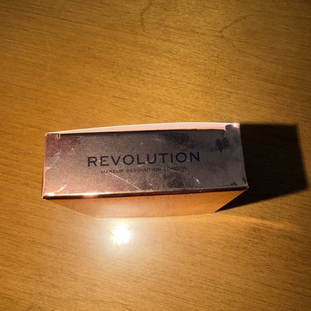 NEW Revolution Makeup Flawless Foils Rebound Eye Foil - Picture 4 of 6